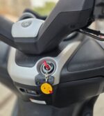Yamaha XMAX 250 – Премиум скутер под наем 2 - Image 3