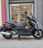Yamaha XMAX 250 – Премиум скутер под наем 2