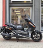 Yamaha XMAX 250 – Премиум скутер под наем 3